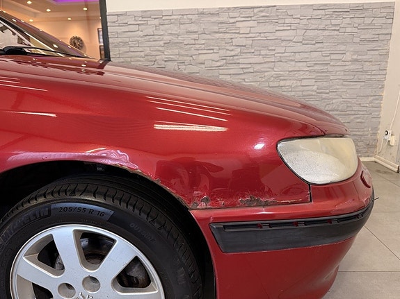 Peugeot 406 16 of 16