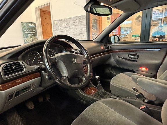 Peugeot 406 10 of 16