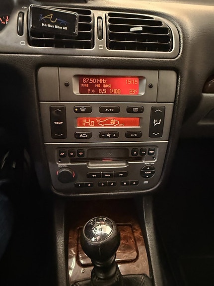 Peugeot 406 13 of 16
