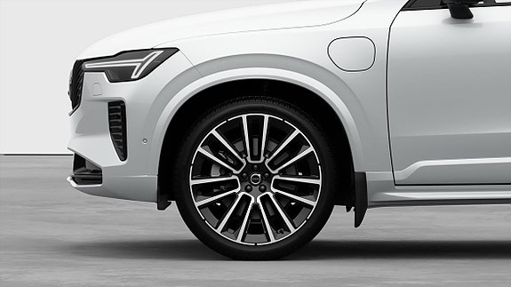 Volvo XC90 9 of 20