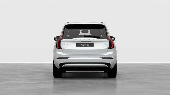 Volvo XC90 8 of 20