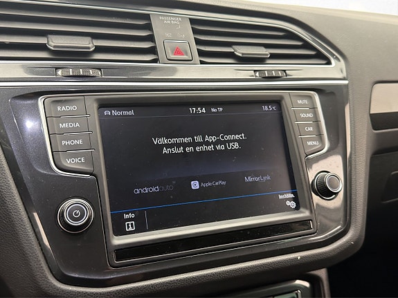 Volkswagen Tiguan 20 of 30