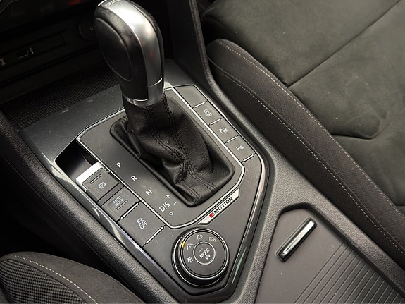 Volkswagen Tiguan 23 of 30