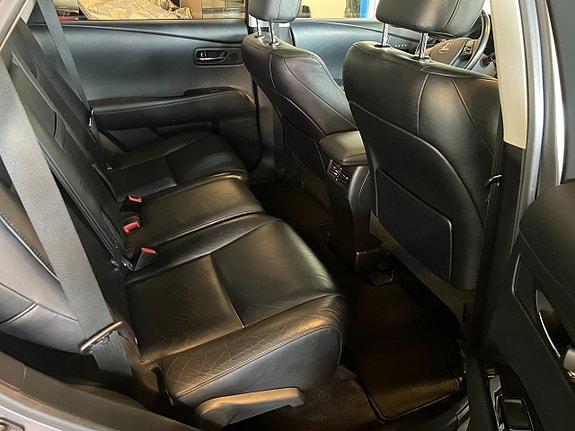 Lexus RX450h 14 of 27