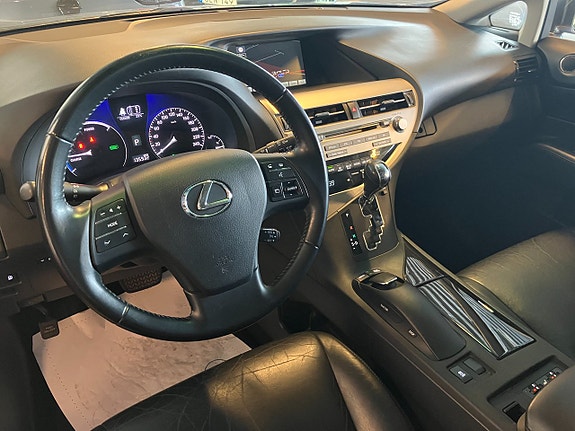 Lexus RX450h 13 of 27