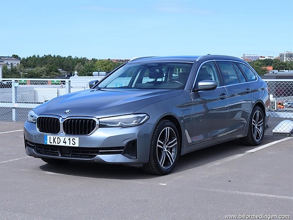 BMW 530e