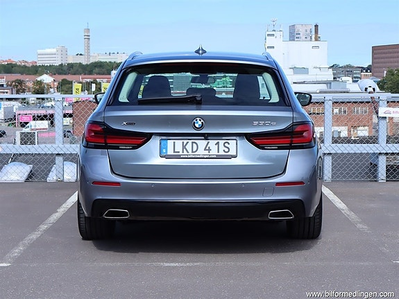BMW 530e 26 of 27
