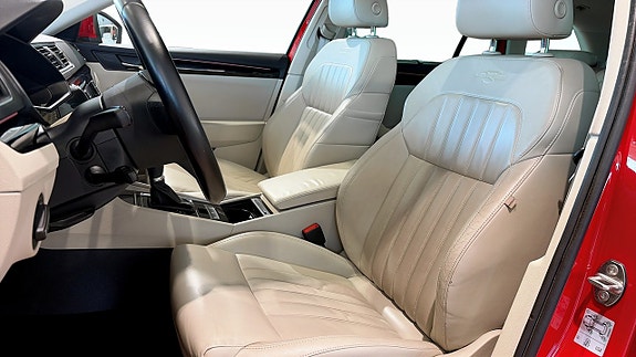 Skoda Superb 9 of 16