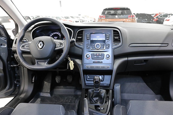 Renault Megane 12 of 23