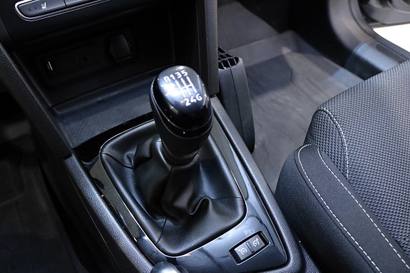 Renault Megane 17 of 23