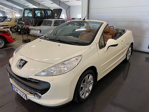 Peugeot 207 CC 3 of 21