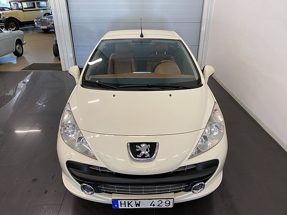 Peugeot 207 CC 9 of 21