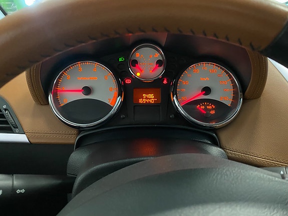 Peugeot 207 CC 17 of 21