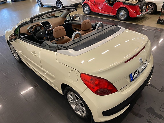 Peugeot 207 CC 5 of 21