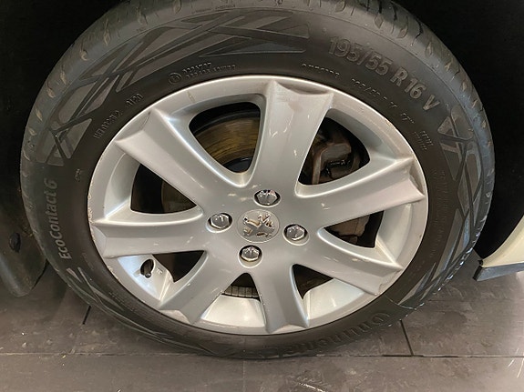 Peugeot 207 CC 14 of 21