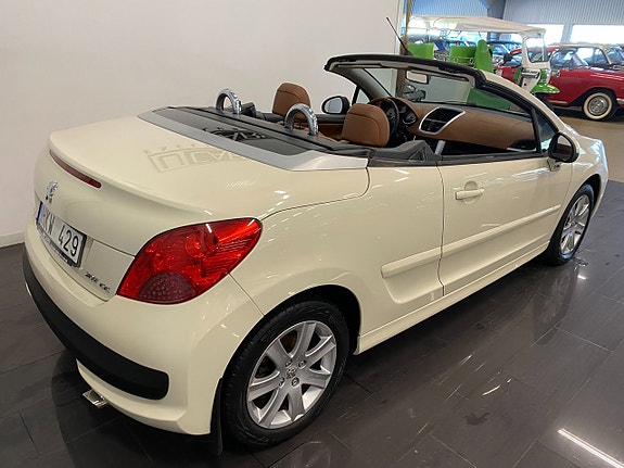 Peugeot 207 CC 4 of 21