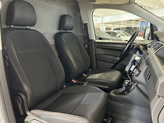 Volkswagen Caddy Maxi 14 of 21