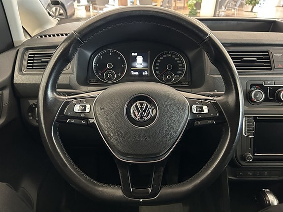 Volkswagen Caddy Maxi 11 of 21