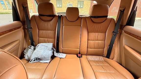 Porsche Cayenne S 7 of 10