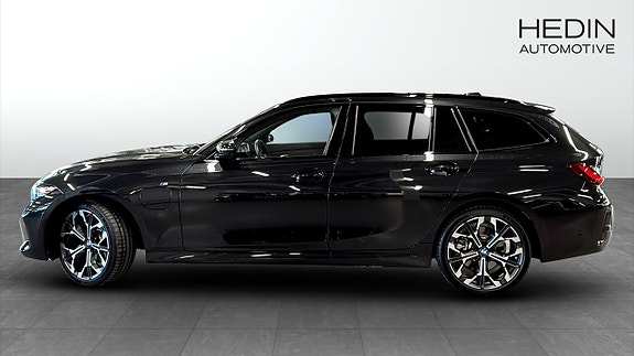 BMW 330e 6 of 9