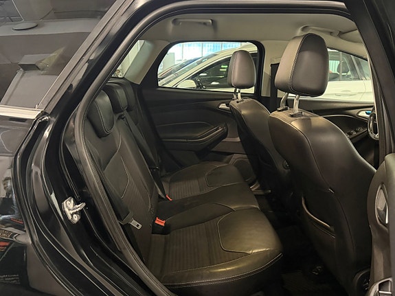 Ford Focus 18 of 30