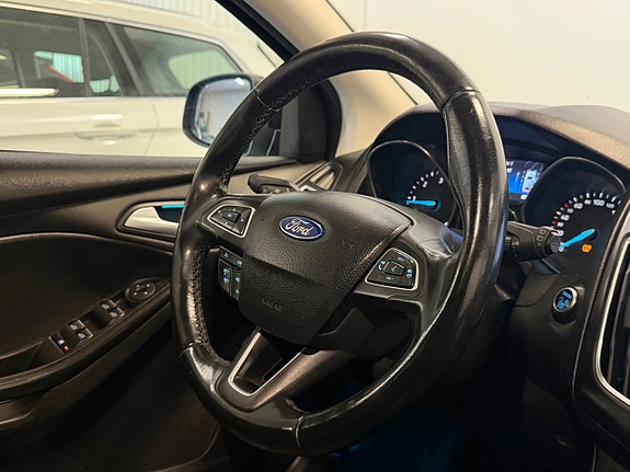 Ford Focus 21 of 30