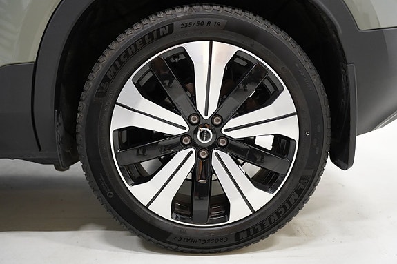 Volvo XC40 6 of 26
