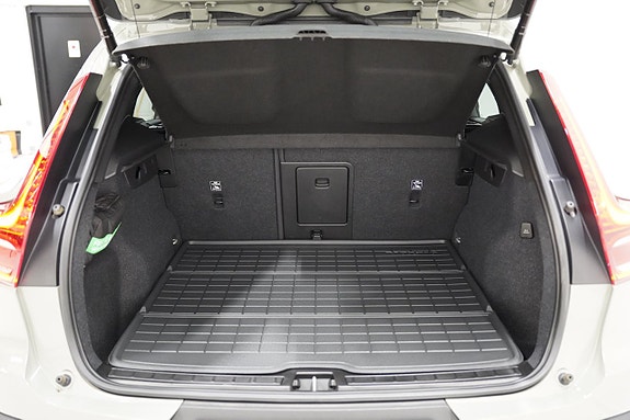 Volvo XC40 25 of 26