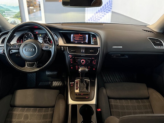 Audi A5 9 of 17