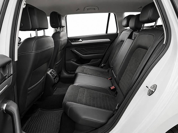 Volkswagen Passat 8 of 10