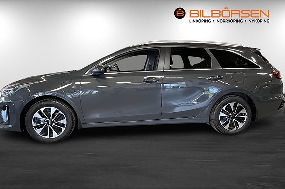 Kia Ceed 4 of 15