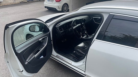 Volvo V60 8 of 10