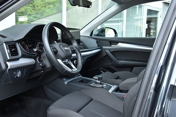 Audi Q5 9 of 29