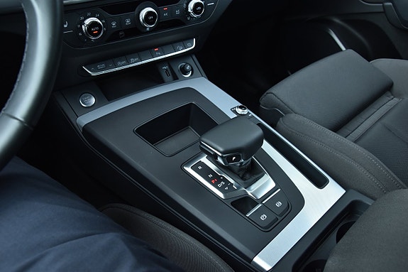 Audi Q5 15 of 29