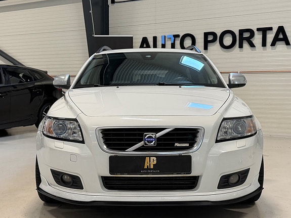 Volvo V50 8 of 19