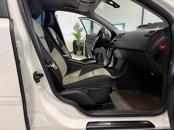 Volvo V50 13 of 19