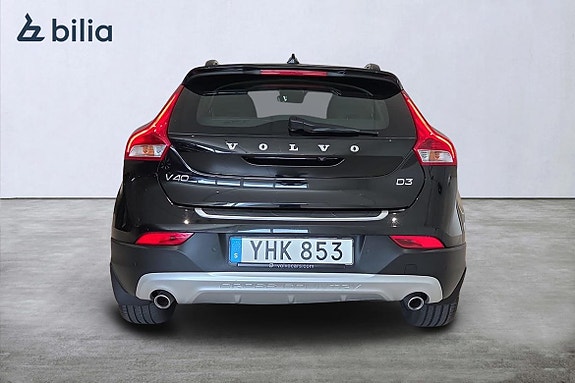 Volvo V40 Cross Country 6 of 23