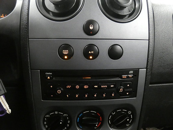 Peugeot Partner 9 of 14
