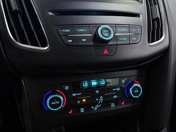 Ford Focus 19 of 27