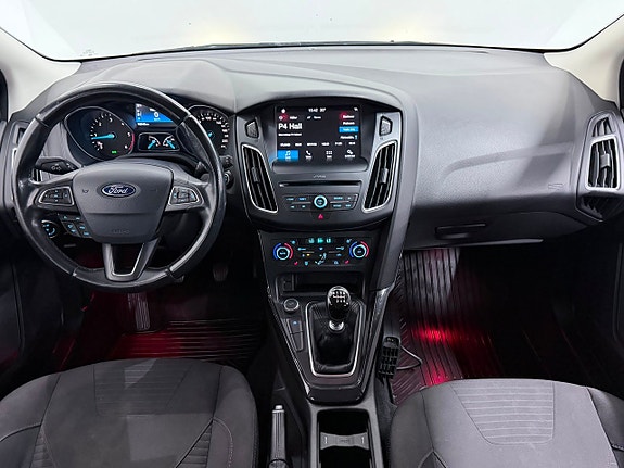 Ford Focus 10 of 27