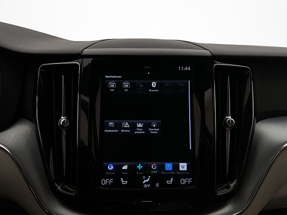 Volvo XC60 16 of 30