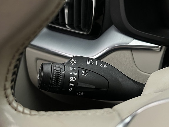 Volvo XC60 24 of 30
