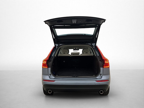 Volvo XC60 8 of 30