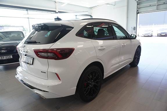 Ford Kuga 5 of 12