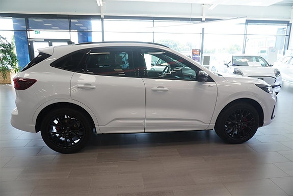 Ford Kuga 4 of 12