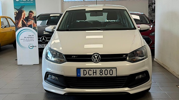 Volkswagen Polo 2 of 15