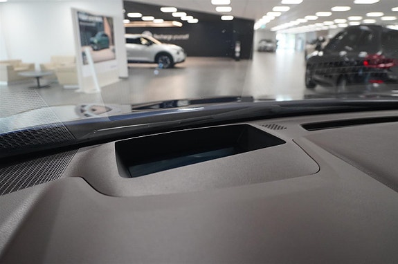 Nissan X-Trail 11 of 17