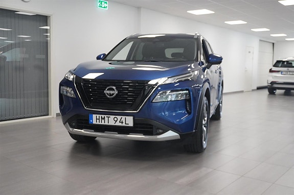 Nissan X-Trail 2 of 17