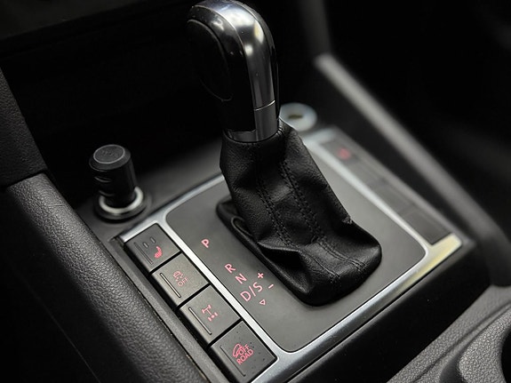 Volkswagen Amarok 10 of 14