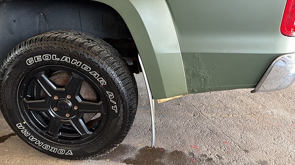 Volkswagen Amarok 13 of 14